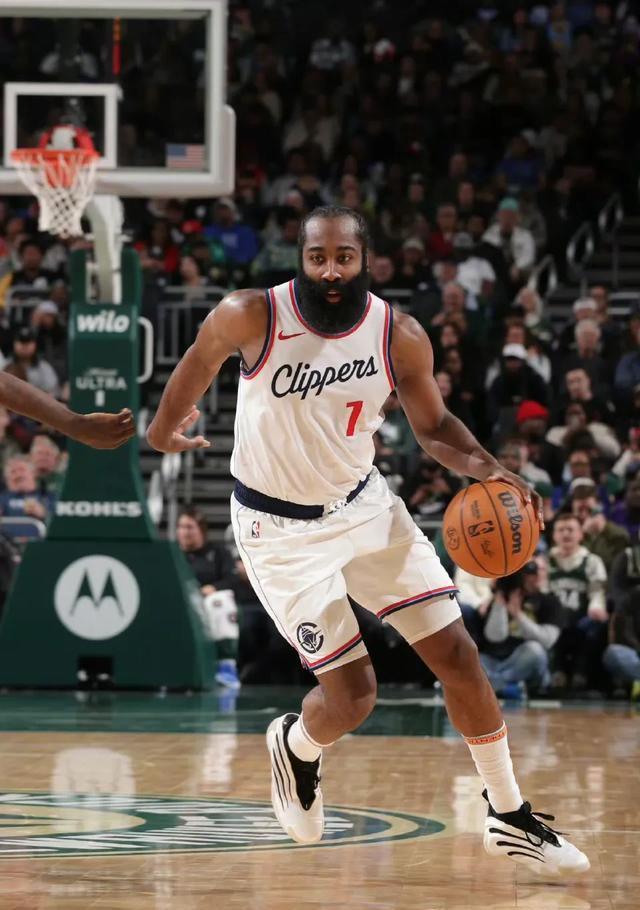 爱游戏官网下载-包含哈登连续五场比赛得分超过领先优势明显，曼联不断突破！引发球迷热议的词条